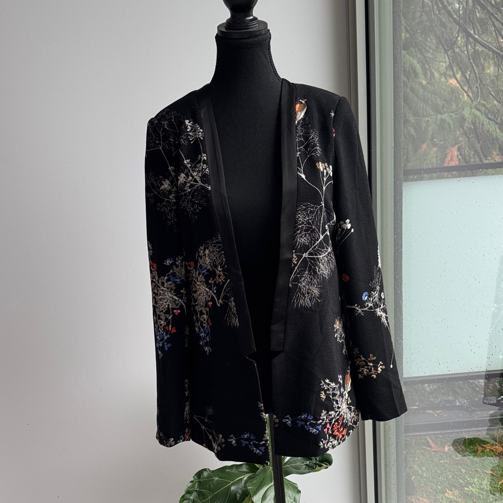 Vero Moda Floral Black Women's Jacket